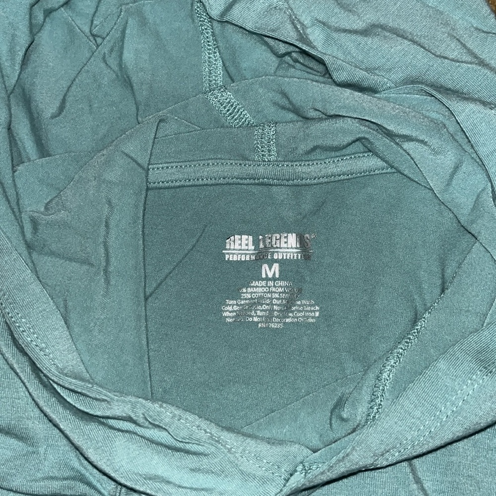 sweater - Picture 3 of 3